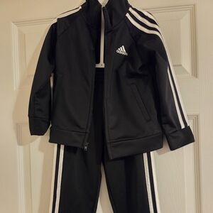 Adidas Jogging Suit